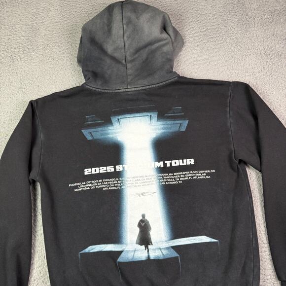 The Weeknd 2025 After Hours Til Dawn Tour Hoodie M Black Faded Concert Merch XO